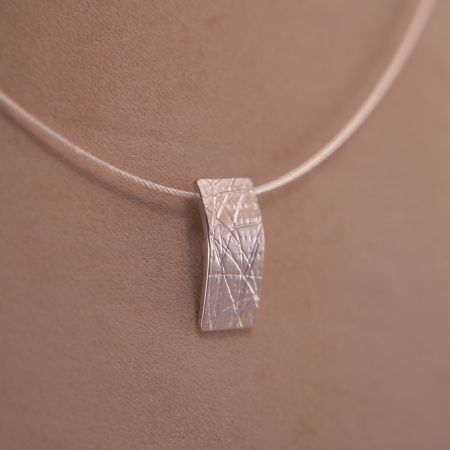 Silberanhänger und Silberkordel